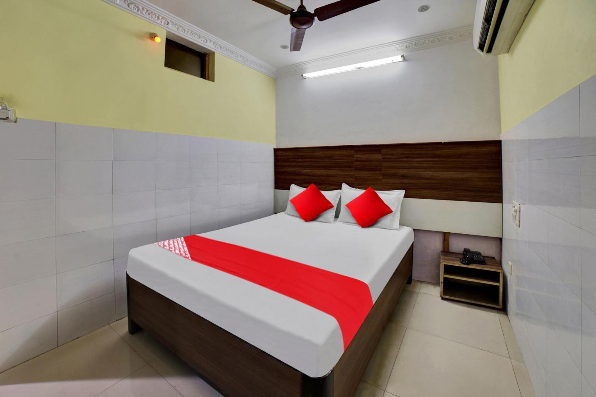 Hotel O Anu Residency Vijayawāda エクステリア 写真