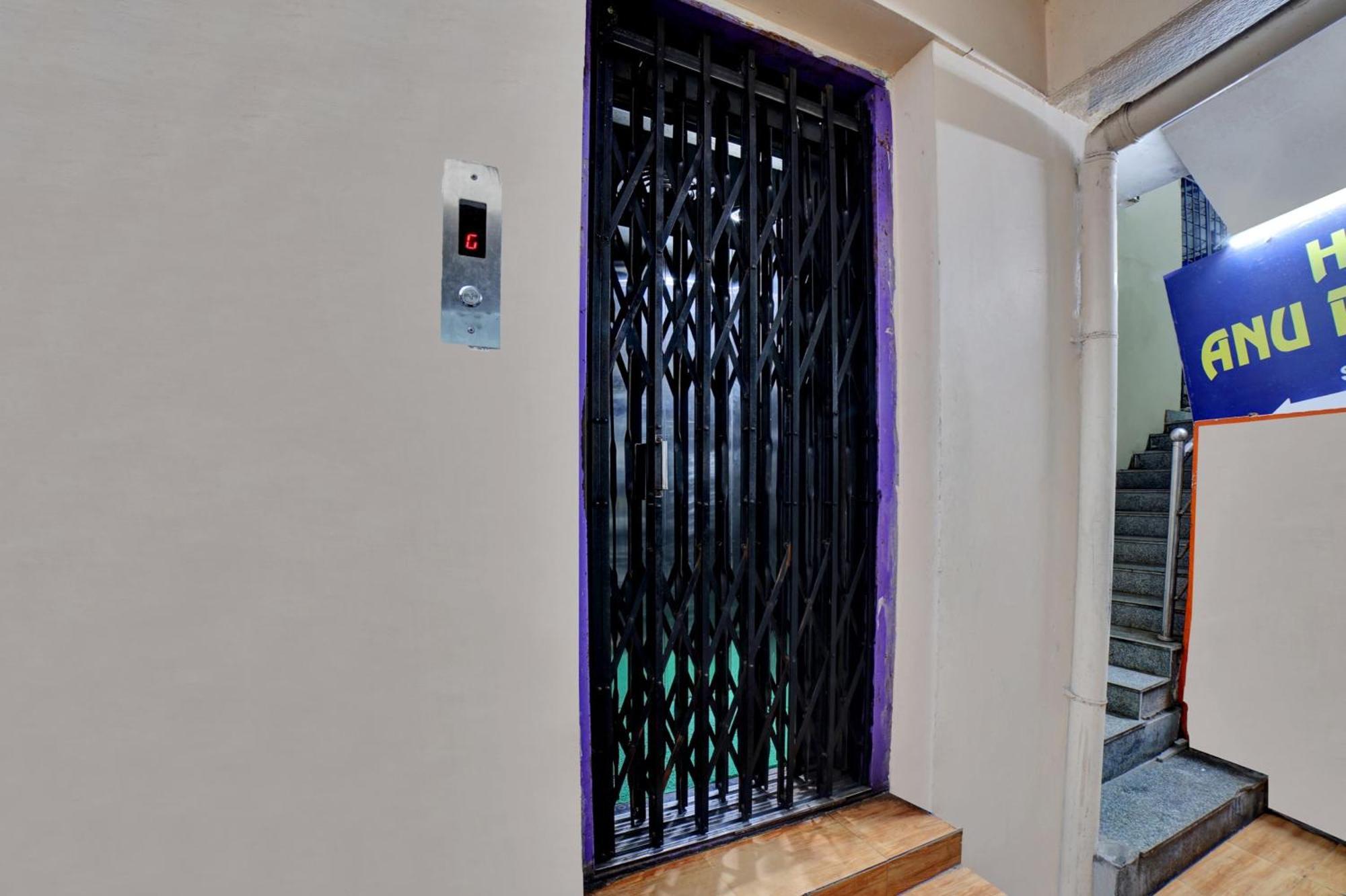 Hotel O Anu Residency Vijayawāda エクステリア 写真